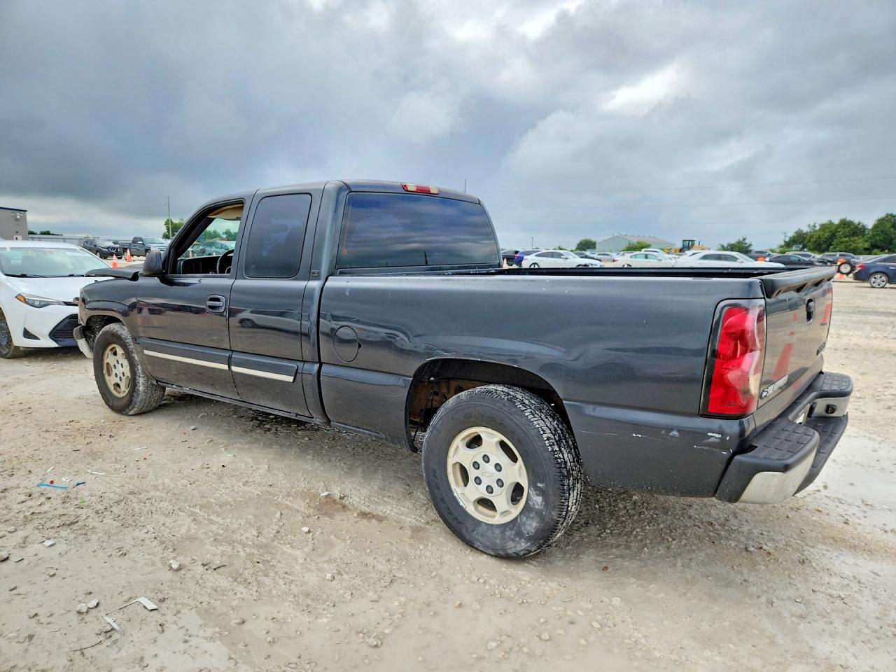 2004 Chevrolet Silverado C1500 Угольный vin: 2GCEC19V041400703