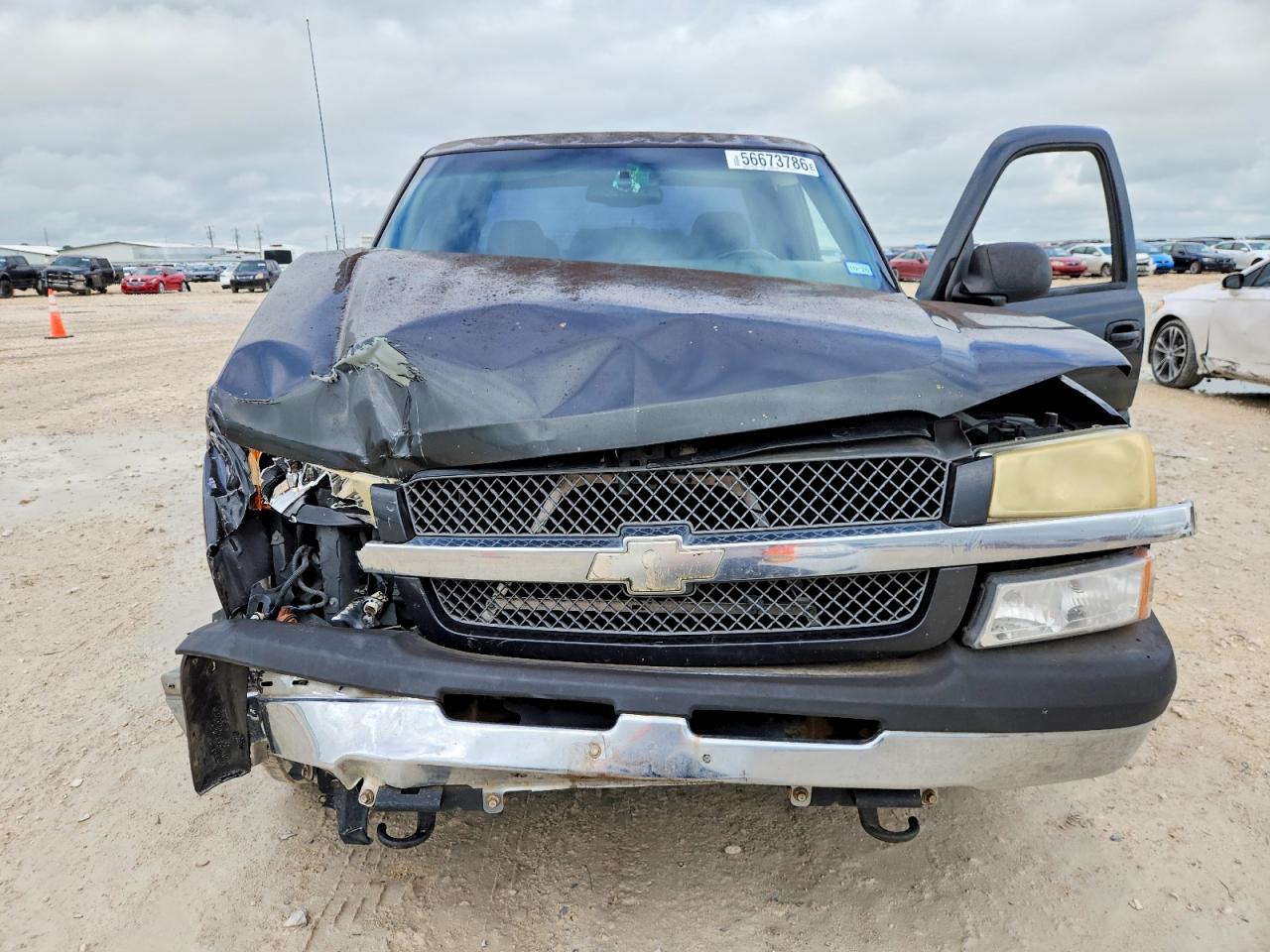 2004 Chevrolet Silverado C1500 Угольный vin: 2GCEC19V041400703