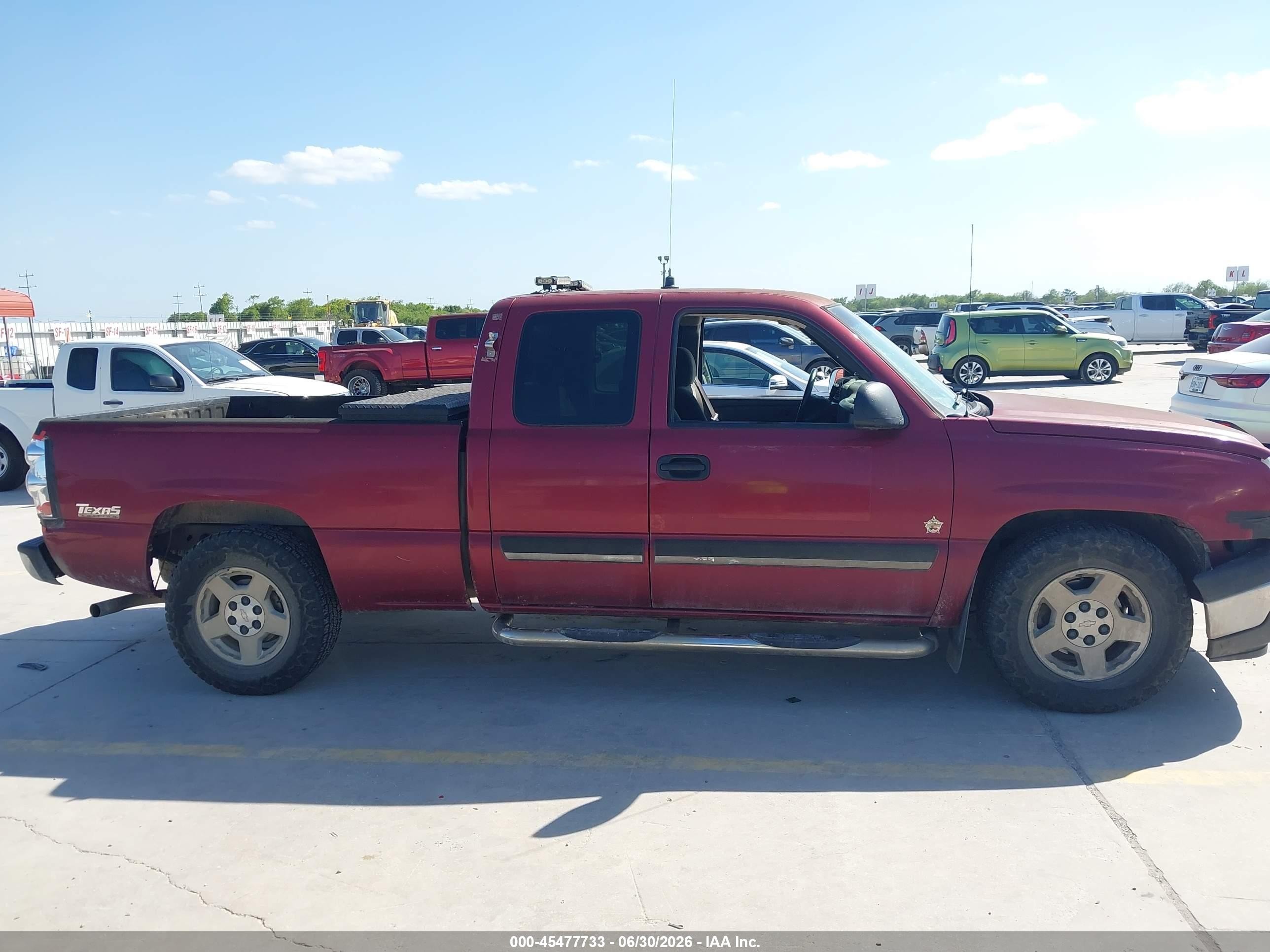 2005 Chevrolet Silverado 1500 Ls Maroon vin: 2GCEC19V051211373