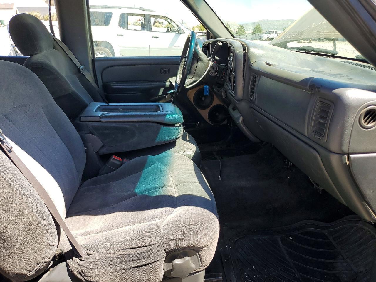 2000 Chevrolet Silverado C1500 Gold vin: 2GCEC19V0Y1189749