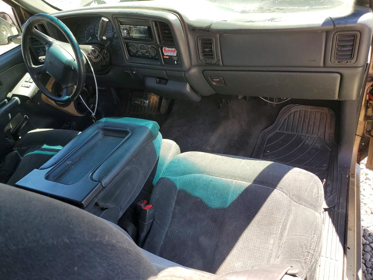 2000 Chevrolet Silverado C1500 Gold vin: 2GCEC19V0Y1189749