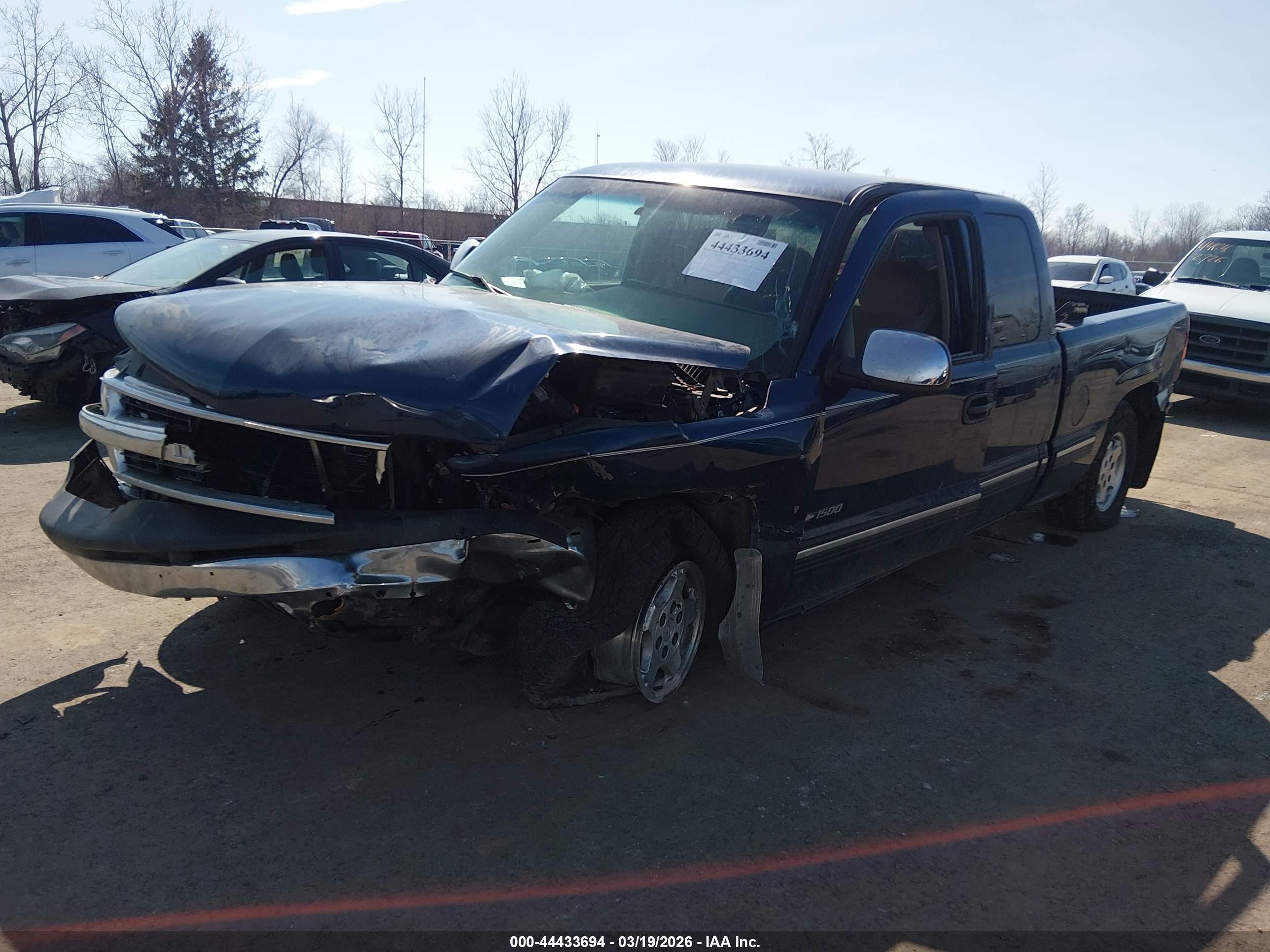 2001 Chevrolet Silverado 1500 Ls Blue vin: 2GCEC19V111322928