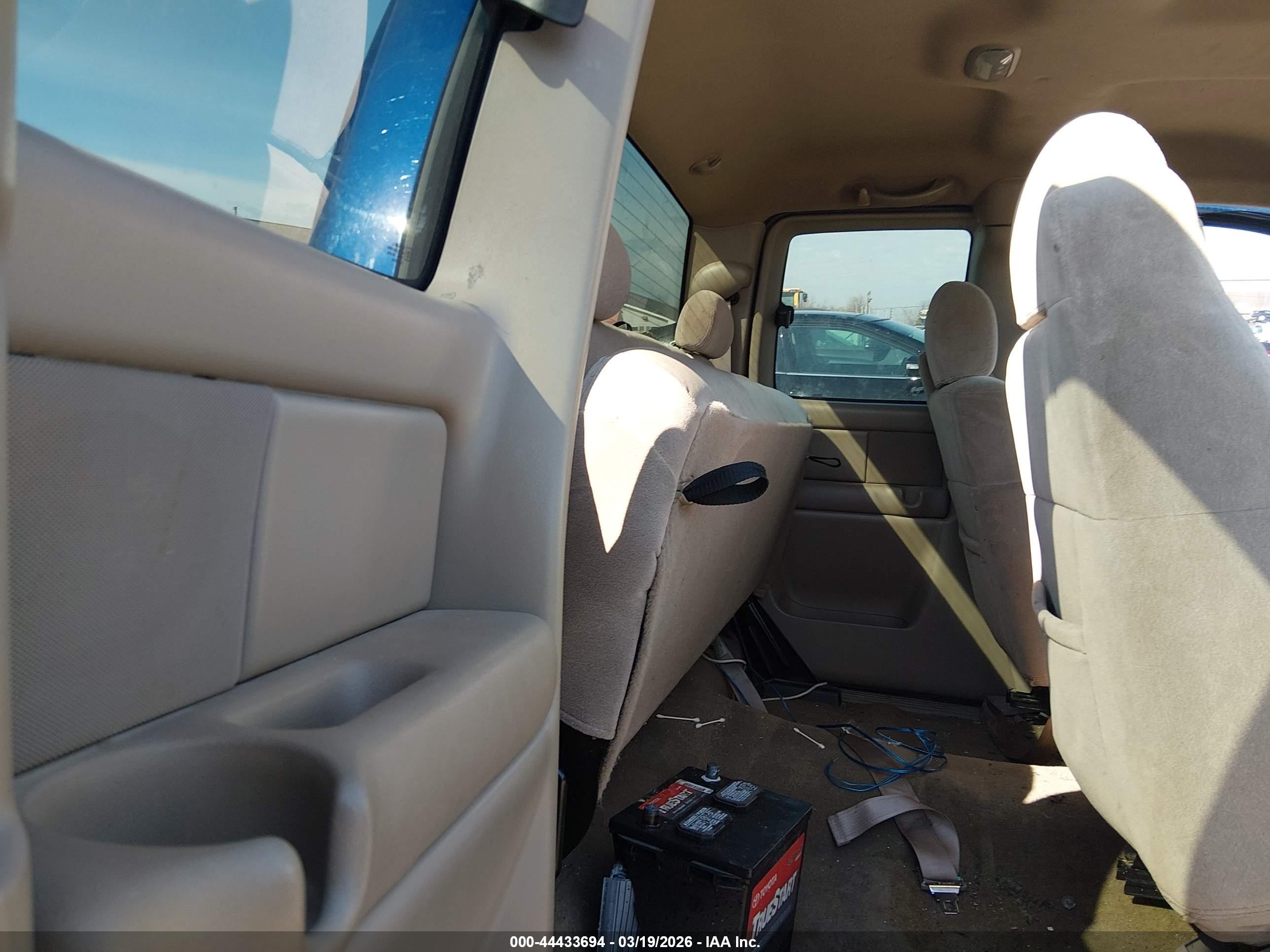 2001 Chevrolet Silverado 1500 Ls Blue vin: 2GCEC19V111322928