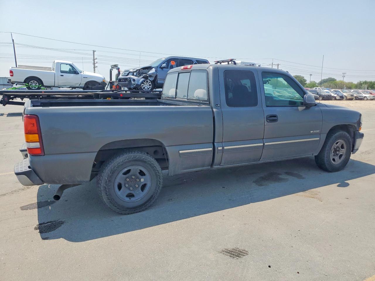 2002 Chevrolet Silverado C1500 Gray vin: 2GCEC19V121233975