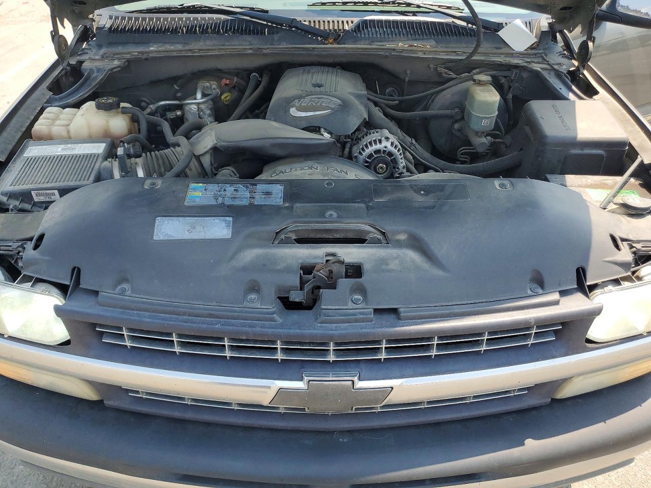2002 Chevrolet Silverado C1500 Gray vin: 2GCEC19V121233975