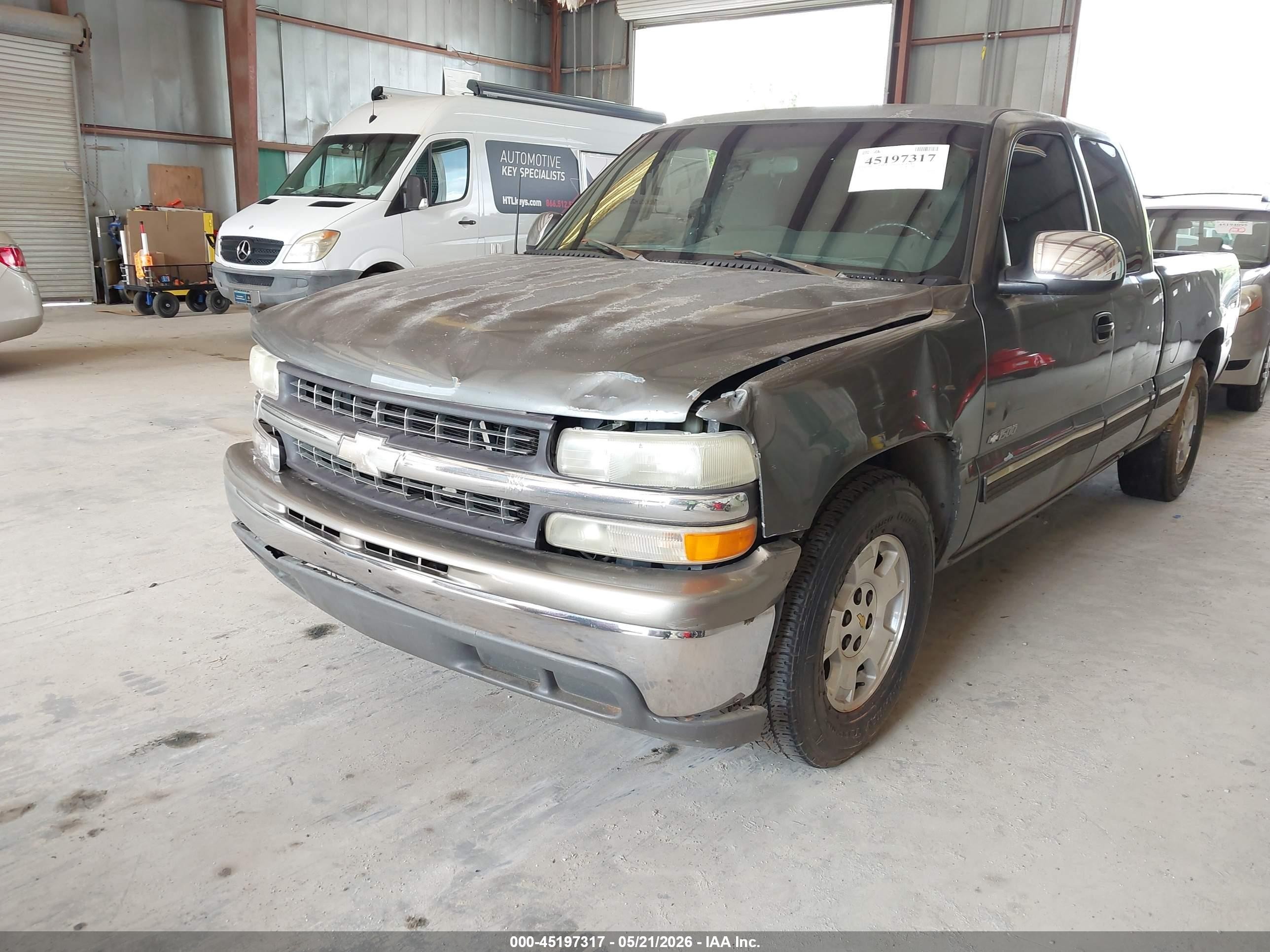 2002 Chevrolet Silverado 1500 Ls Gray vin: 2GCEC19V121285218