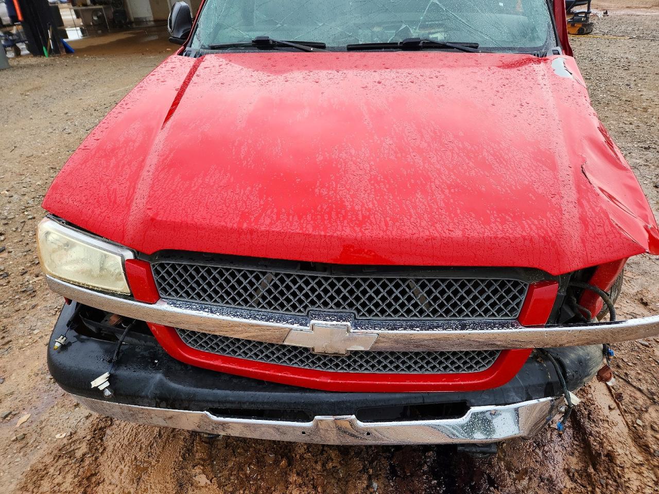 2003 Chevrolet Silverado C1500 Red vin: 2GCEC19V131263799