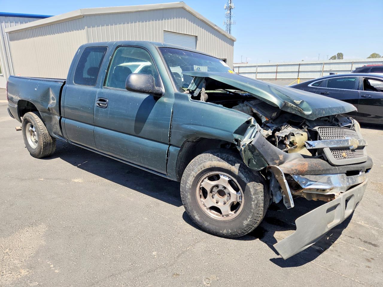 2004 Chevrolet Silverado C1500 Green vin: 2GCEC19V141348322