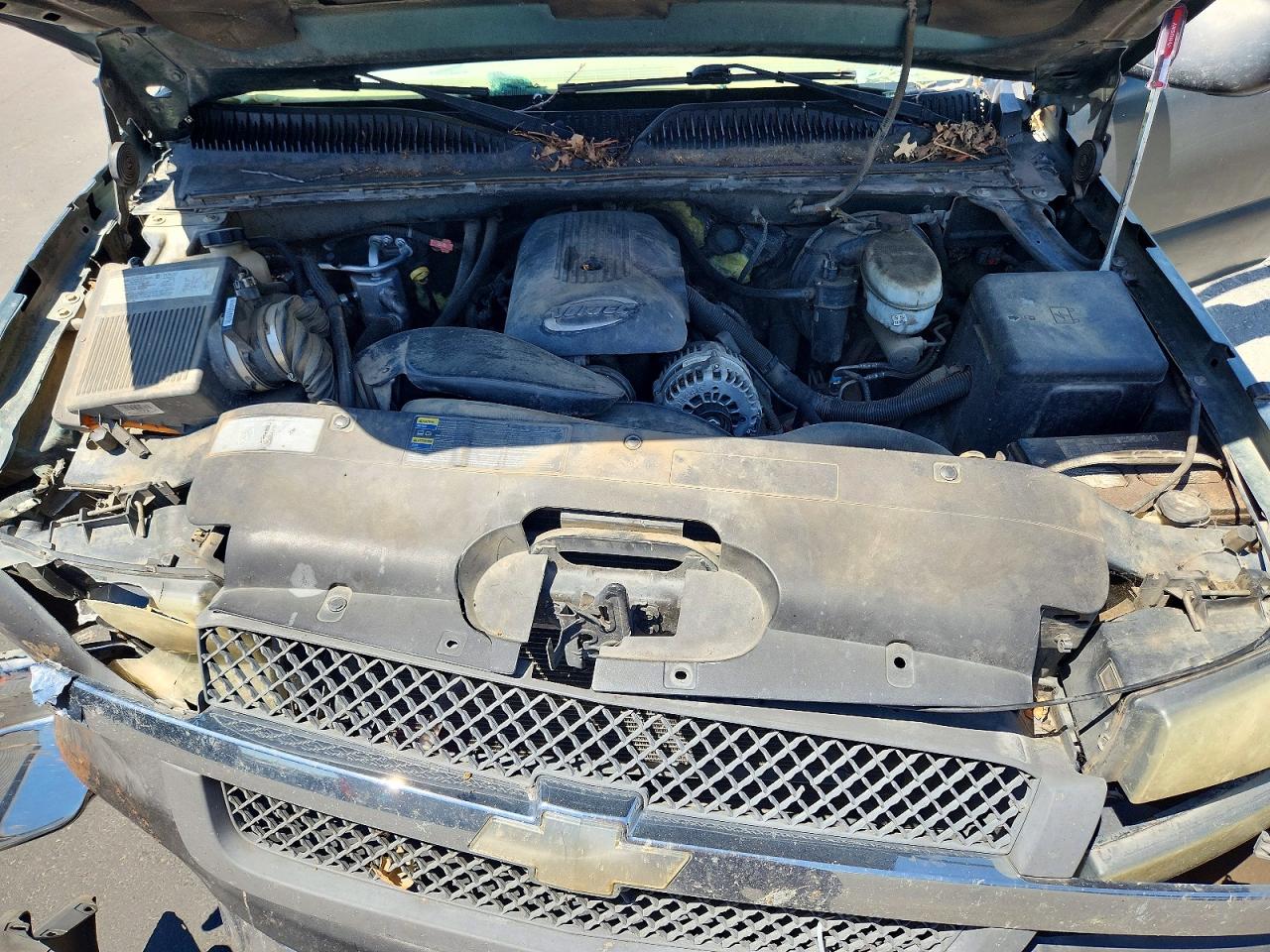 2004 Chevrolet Silverado C1500 Green vin: 2GCEC19V141348322