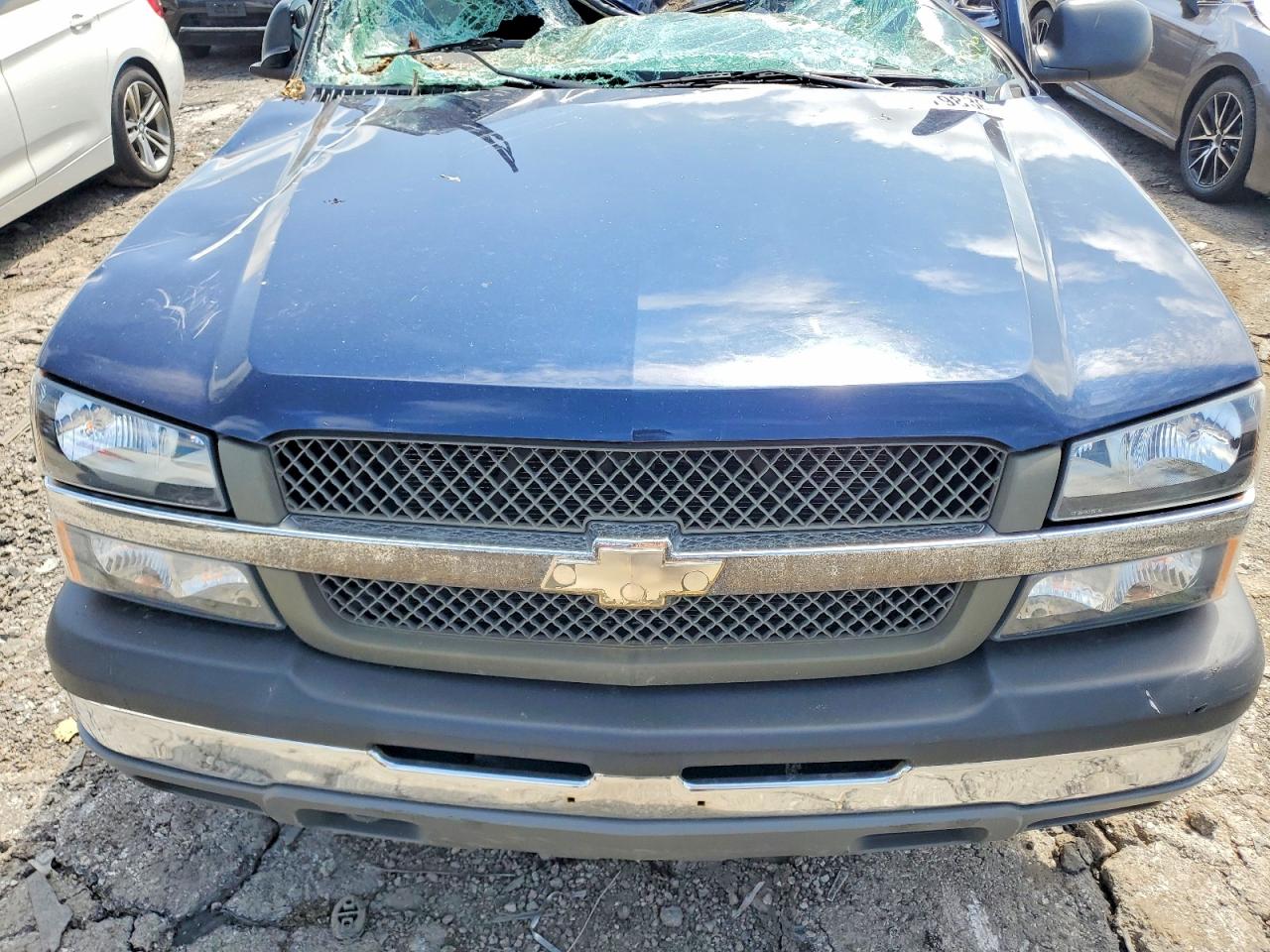 2005 Chevrolet Silverado C1500 Blue vin: 2GCEC19V151152818