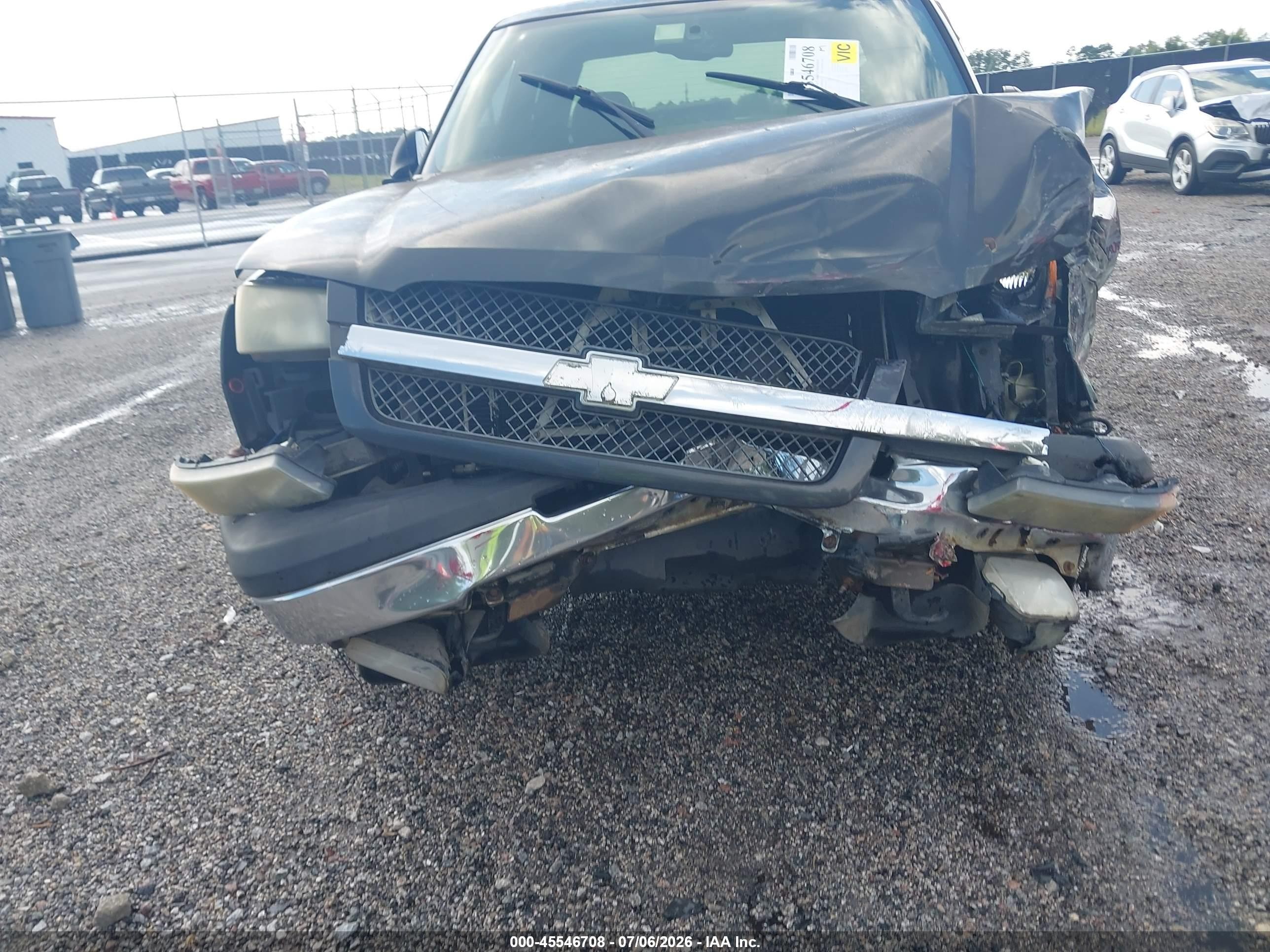 2005 Chevrolet Silverado 1500 Ls Серый vin: 2GCEC19V151180599