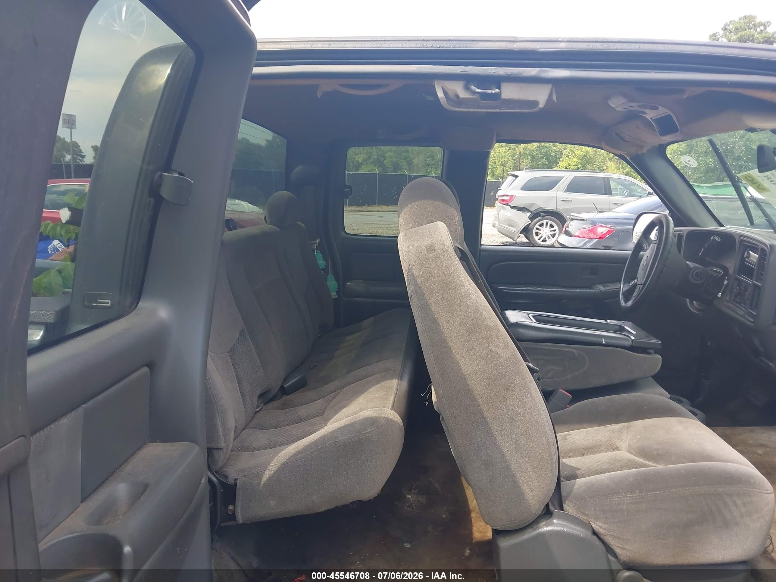 2005 Chevrolet Silverado 1500 Ls Серый vin: 2GCEC19V151180599