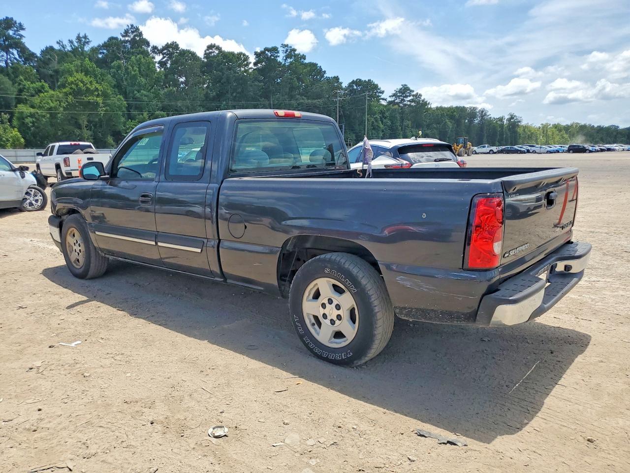 2005 Chevrolet Silverado C1500 Charcoal vin: 2GCEC19V151205193