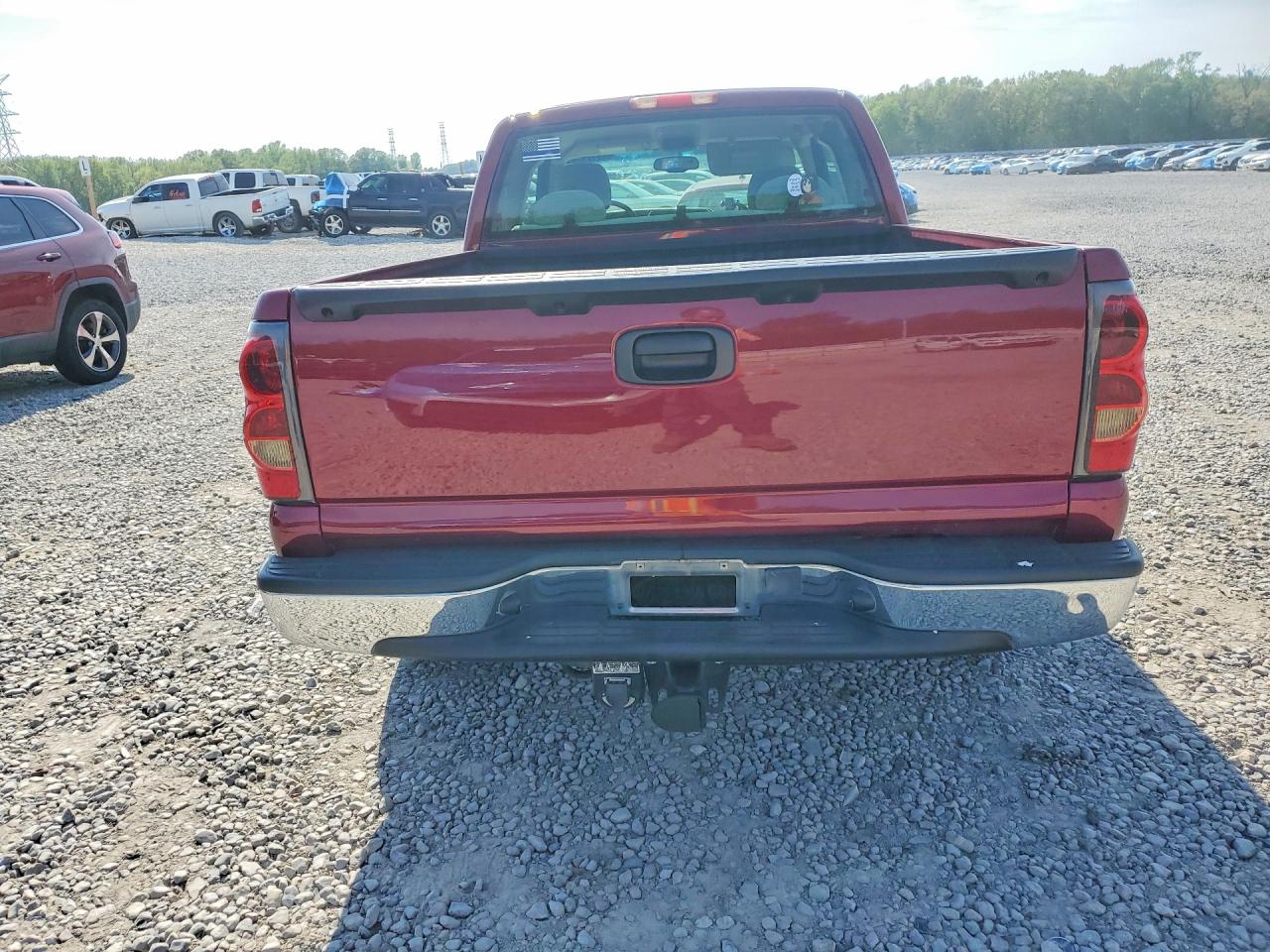 2005 Chevrolet Silverado C1500 Burgundy vin: 2GCEC19V151309070