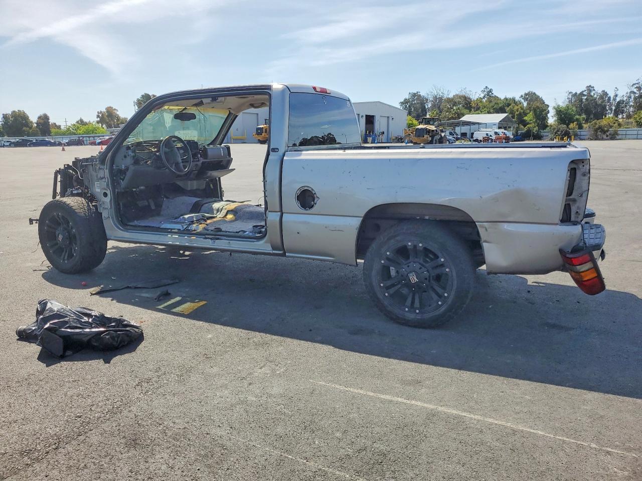 2003 Chevrolet Silverado C1500 Beige vin: 2GCEC19V231125625