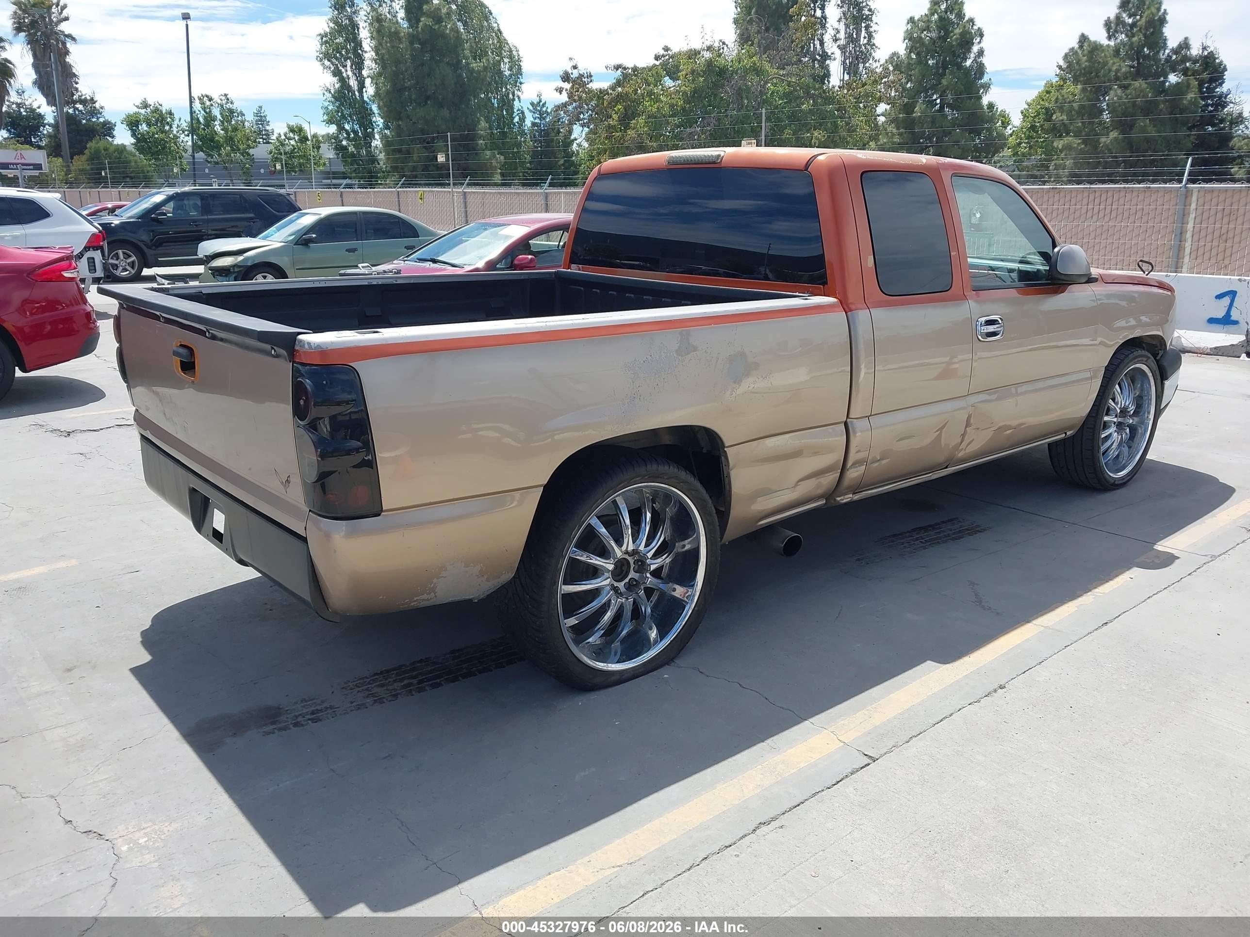 2005 Chevrolet Silverado 1500 Ls Orange vin: 2GCEC19V251207499