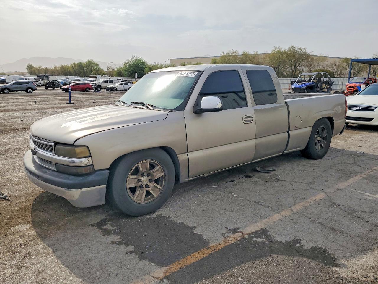2000 Chevrolet Silverado C1500 Tan vin: 2GCEC19V2Y1135191