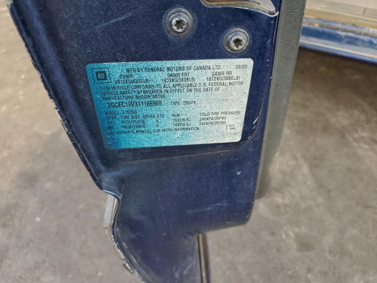 2001 Chevrolet Silverado C1500 Blue vin: 2GCEC19V311166908