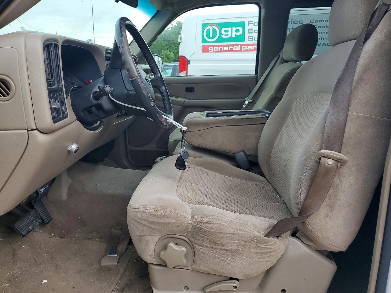 2001 Chevrolet Silverado C1500 White vin: 2GCEC19V311182400