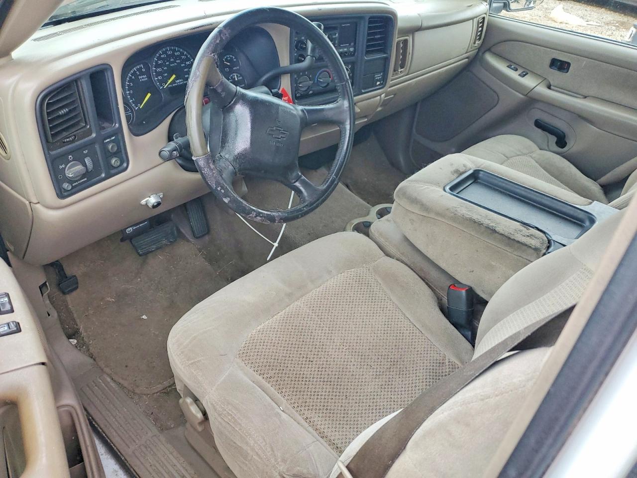 2001 Chevrolet Silverado C1500 White vin: 2GCEC19V311182400