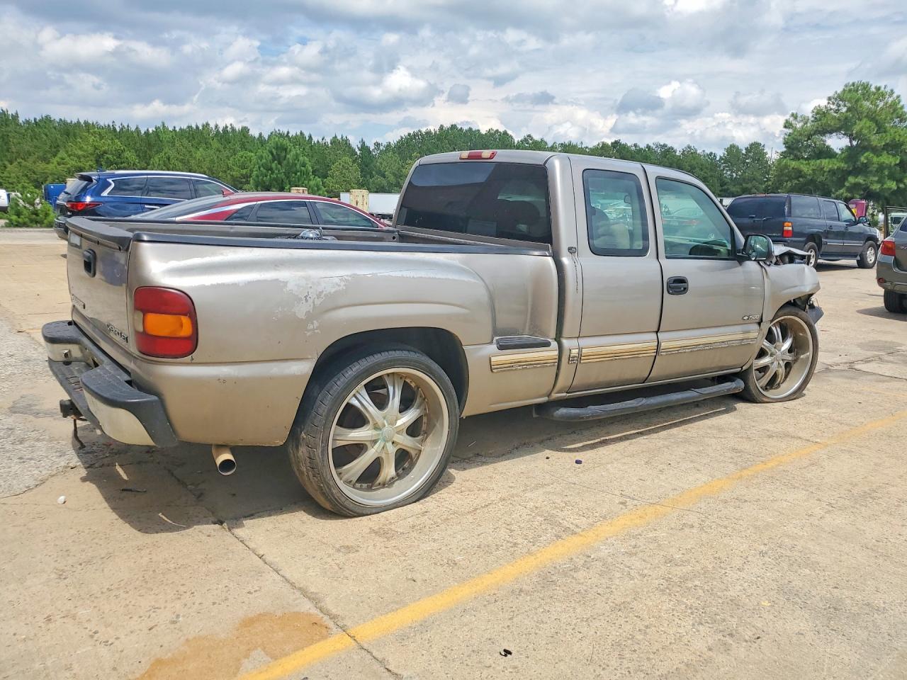 2001 Chevrolet Silverado C1500 Tan vin: 2GCEC19V311185815