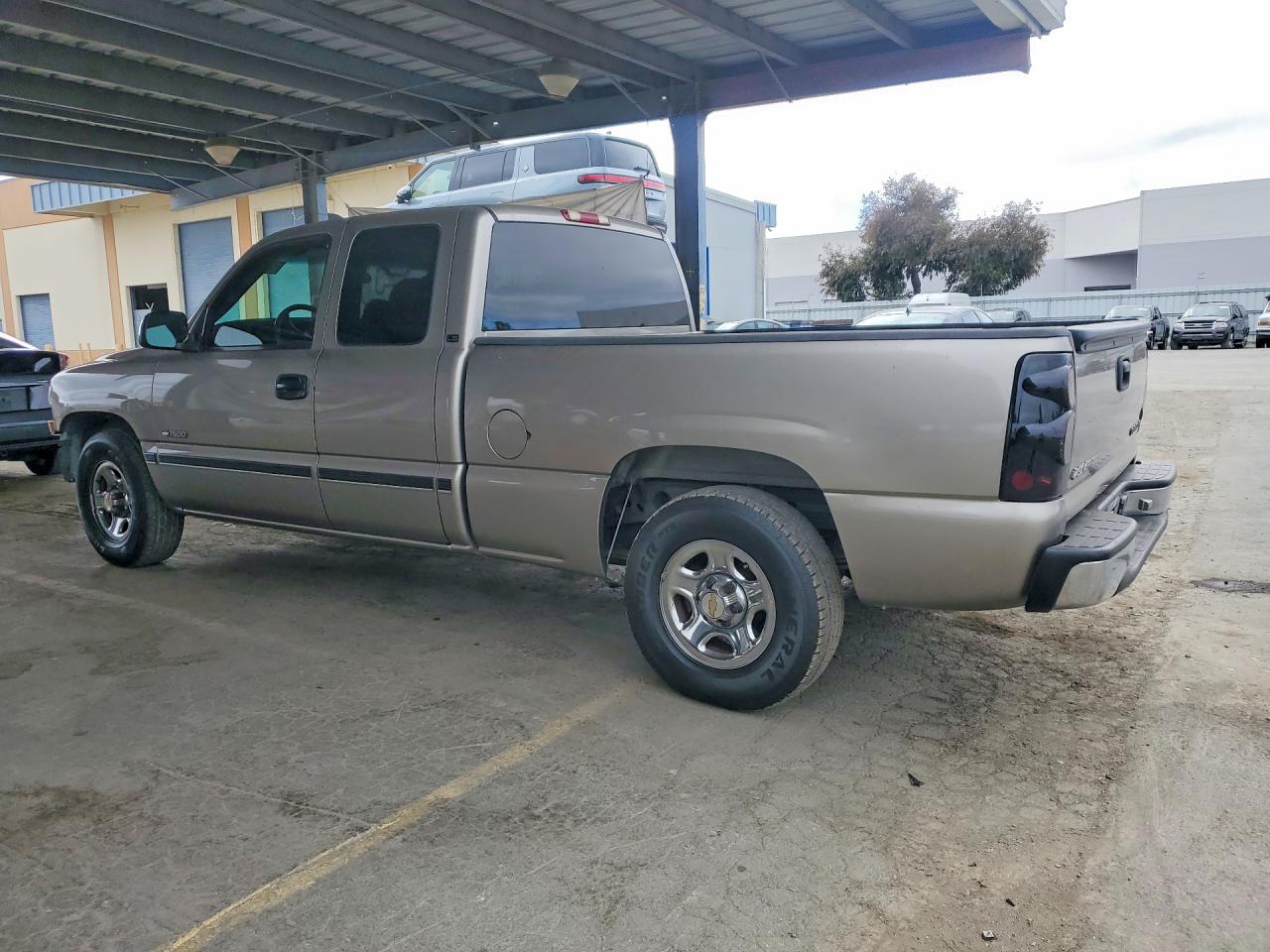 2001 Chevrolet Silverado C1500 Tan vin: 2GCEC19V311291469