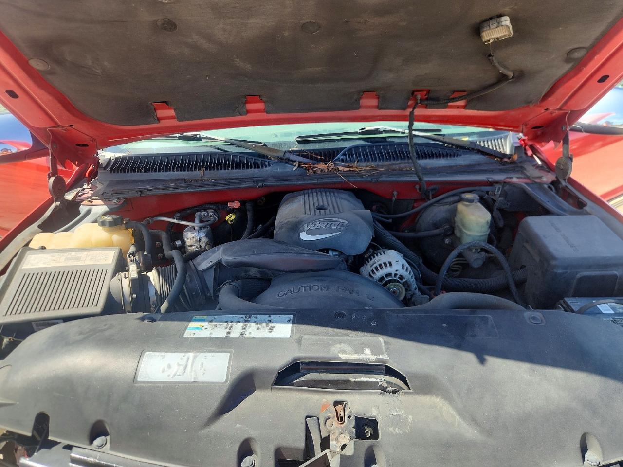 2002 Chevrolet Silverado C1500 Red vin: 2GCEC19V321267979