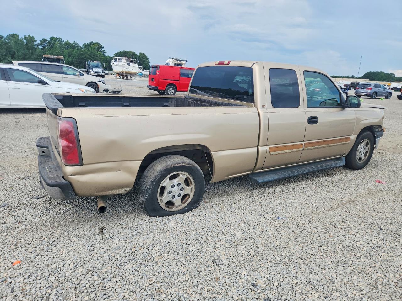 2004 Chevrolet Silverado C1500 Tan vin: 2GCEC19V341147294
