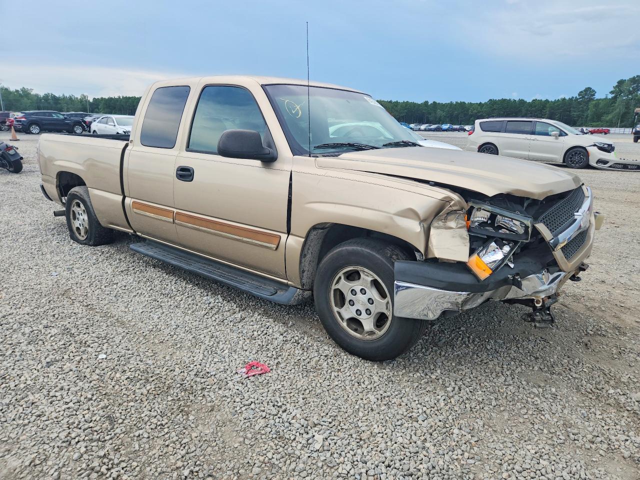 2004 Chevrolet Silverado C1500 Tan vin: 2GCEC19V341147294