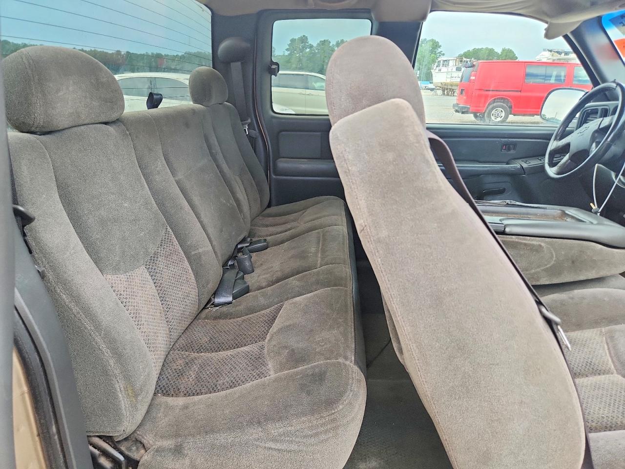2004 Chevrolet Silverado C1500 Tan vin: 2GCEC19V341147294