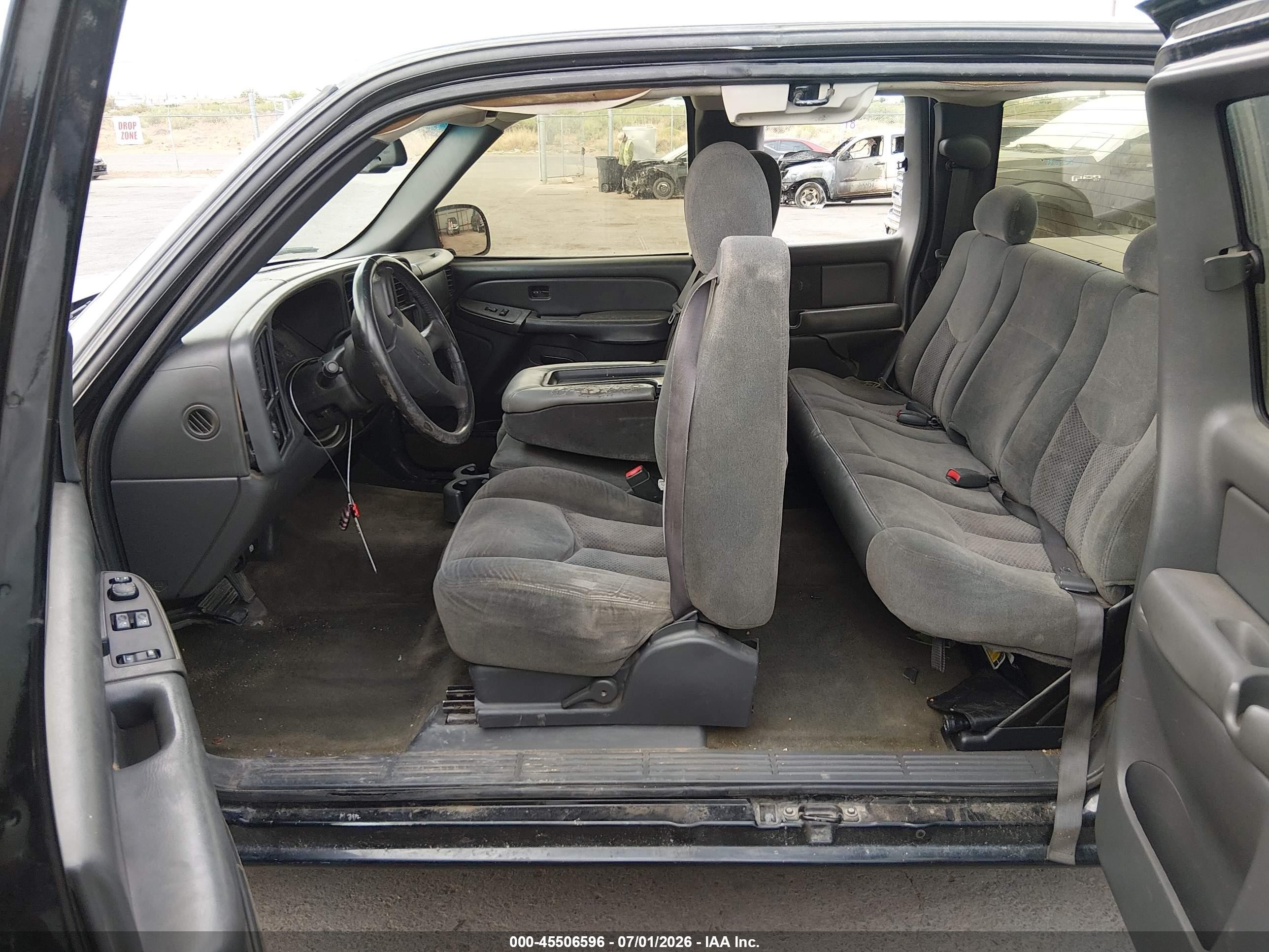 2004 Chevrolet Silverado 1500 Ls Black vin: 2GCEC19V341200690