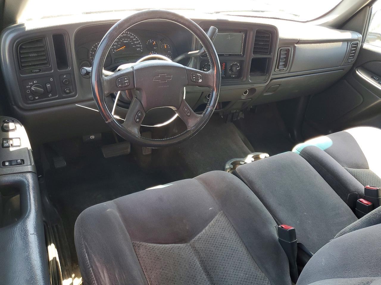 2005 Chevrolet Silverado C1500 Black vin: 2GCEC19V351152416