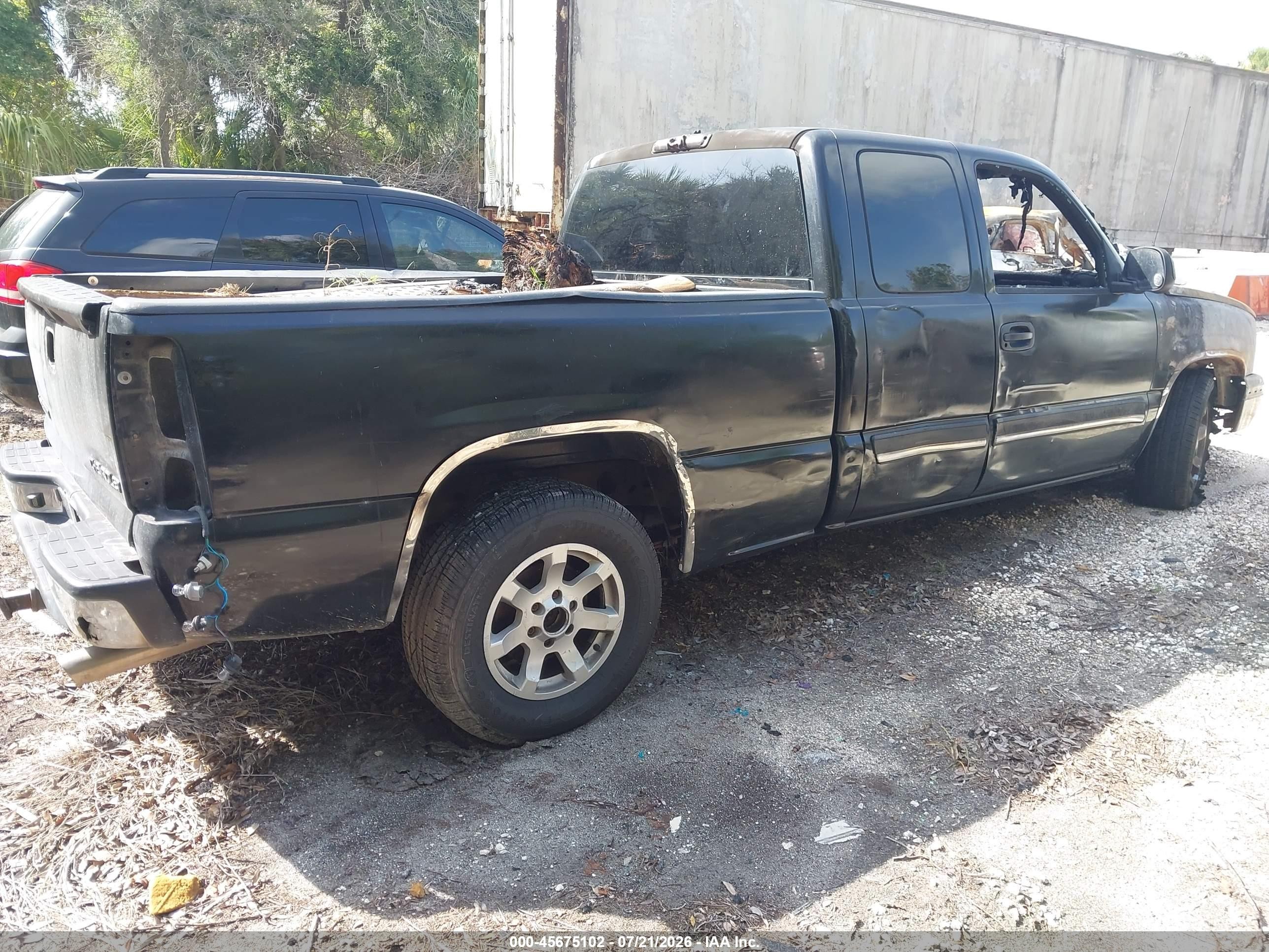 2005 Chevrolet Silverado 1500 Ls Black vin: 2GCEC19V351394526