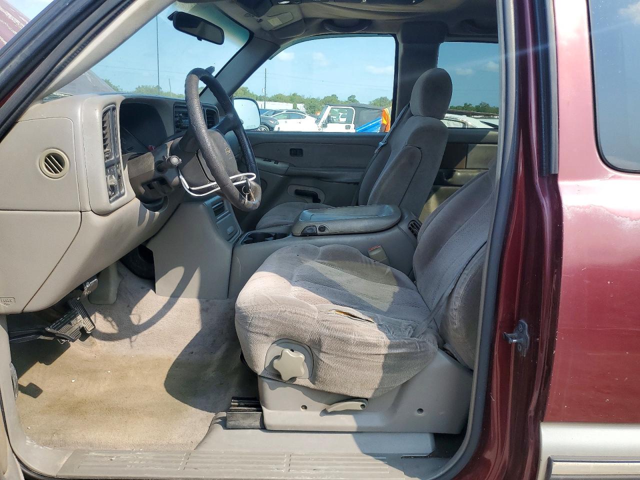 2000 Chevrolet Silverado C1500 Maroon vin: 2GCEC19V3Y1135720