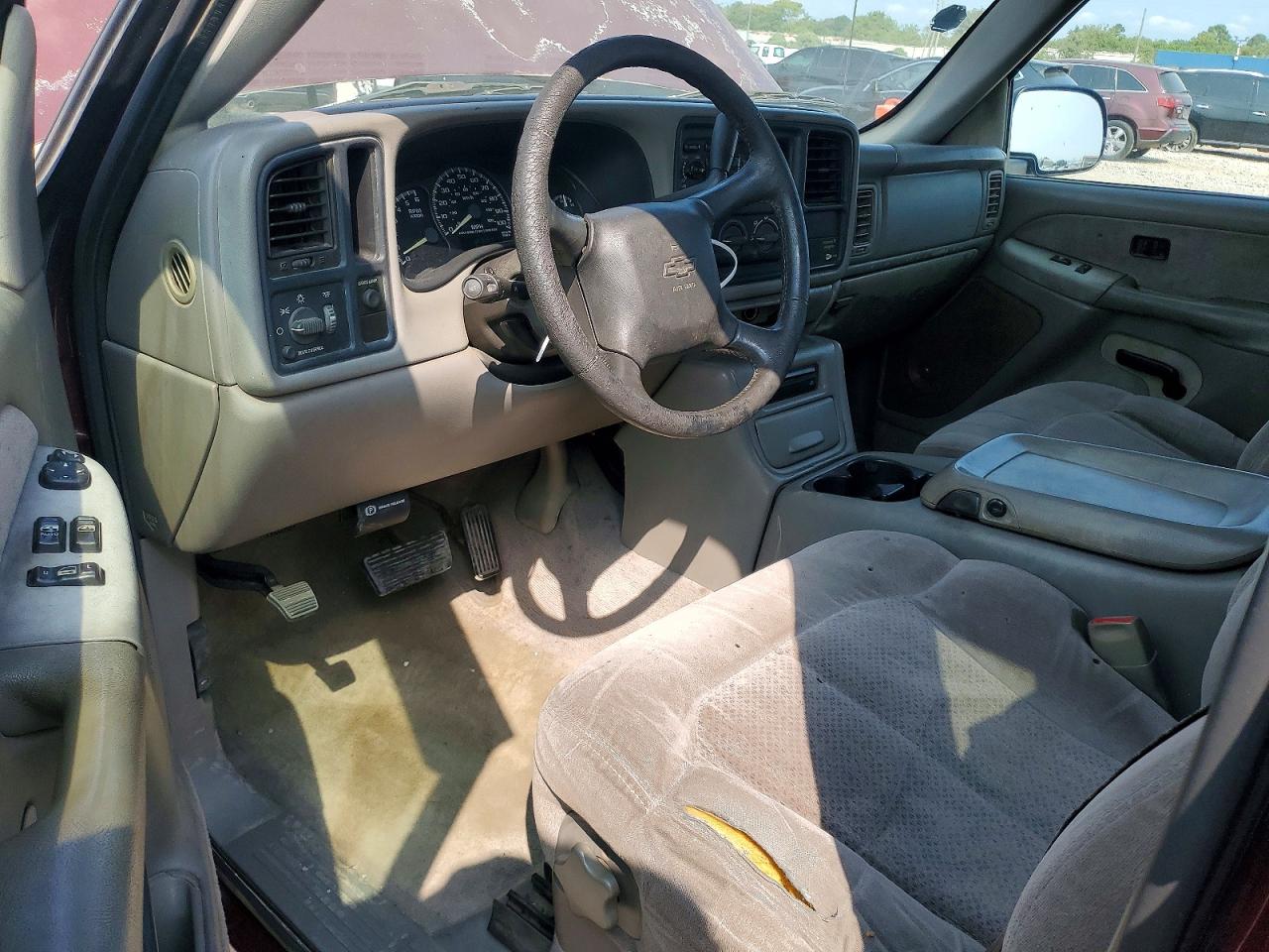 2000 Chevrolet Silverado C1500 Maroon vin: 2GCEC19V3Y1135720
