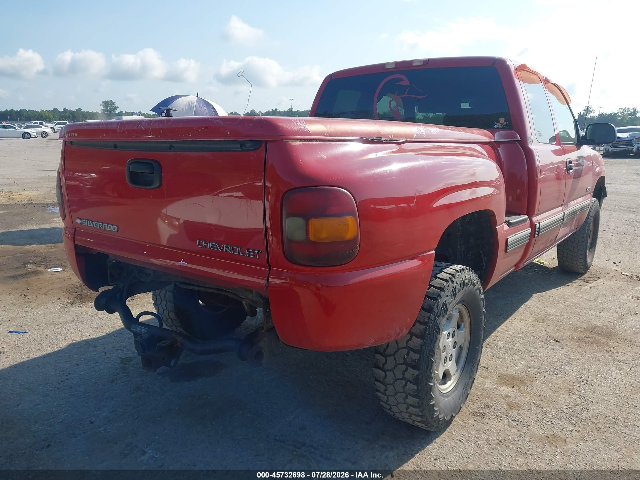 2001 Chevrolet Silverado 1500 Ls Красный vin: 2GCEC19V411159319