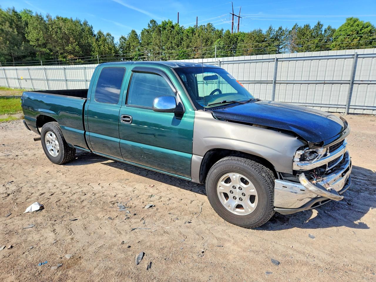 2001 Chevrolet Silverado Green vin: 2GCEC19V411234424