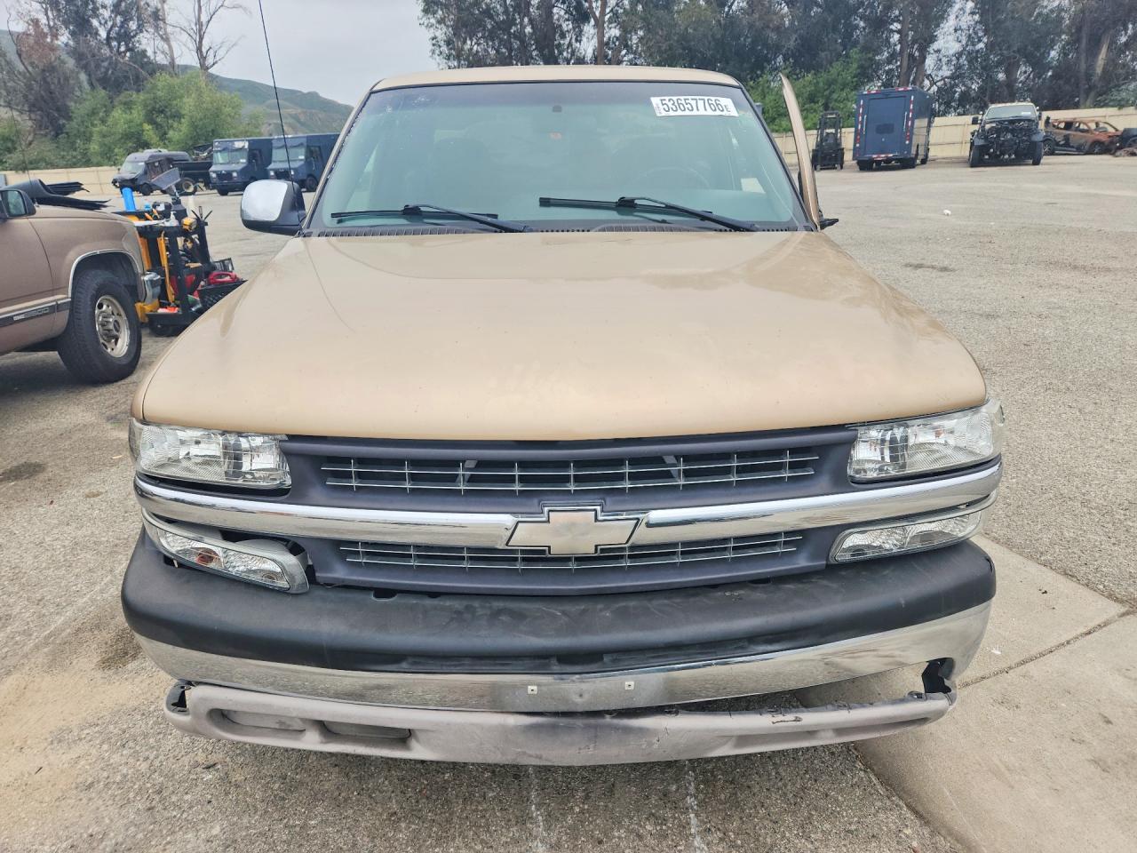 2001 Chevrolet Silverado C1500 Tan vin: 2GCEC19V411239266