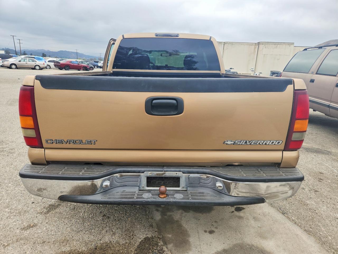 2001 Chevrolet Silverado C1500 Tan vin: 2GCEC19V411239266