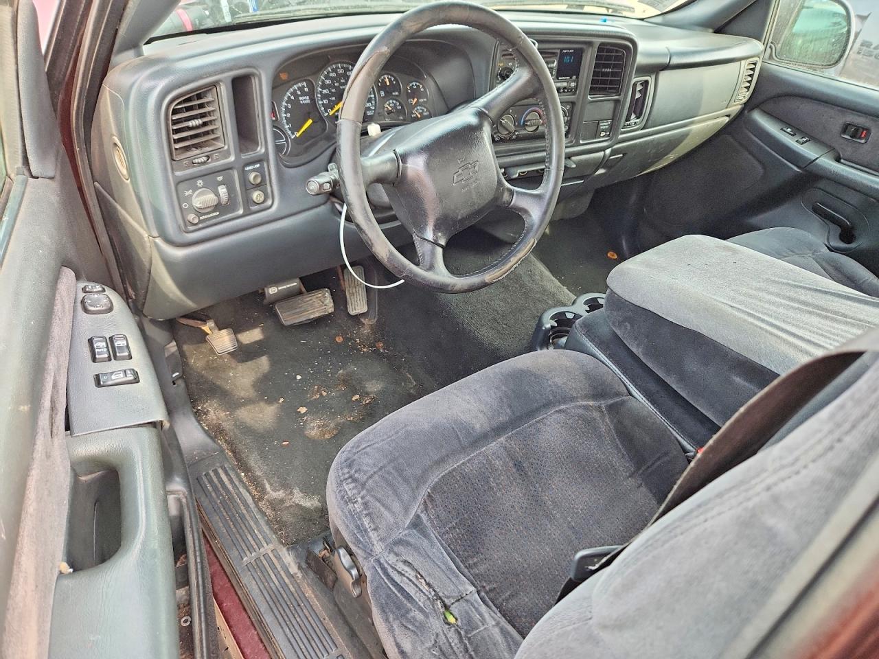 2001 Chevrolet Silverado C1500 Maroon vin: 2GCEC19V411254835