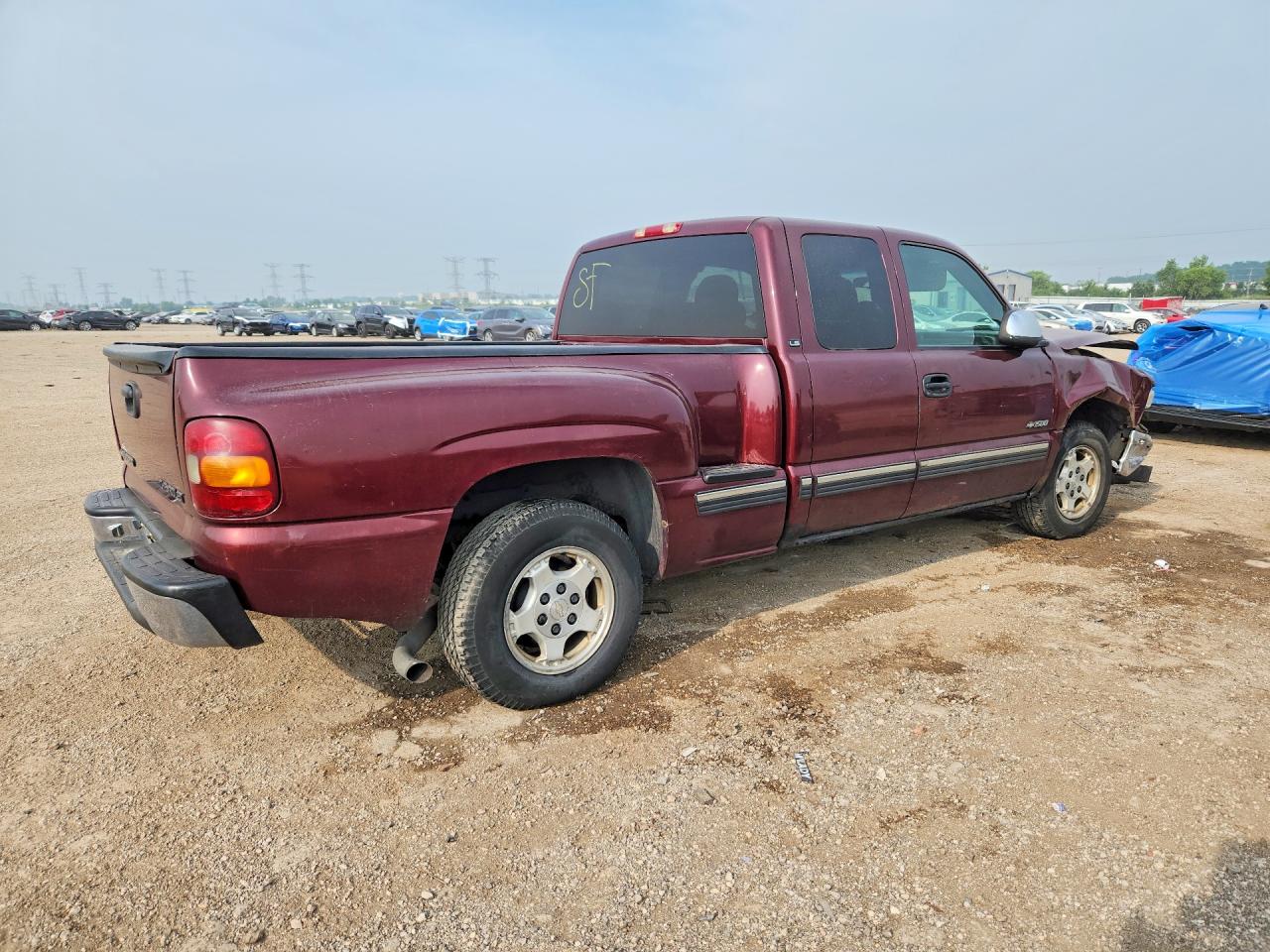 2001 Chevrolet Silverado C1500 Maroon vin: 2GCEC19V411254835