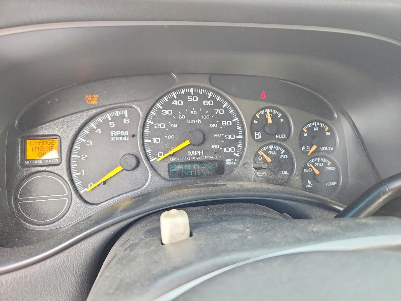 2001 Chevrolet Silverado C1500 Maroon vin: 2GCEC19V411254835