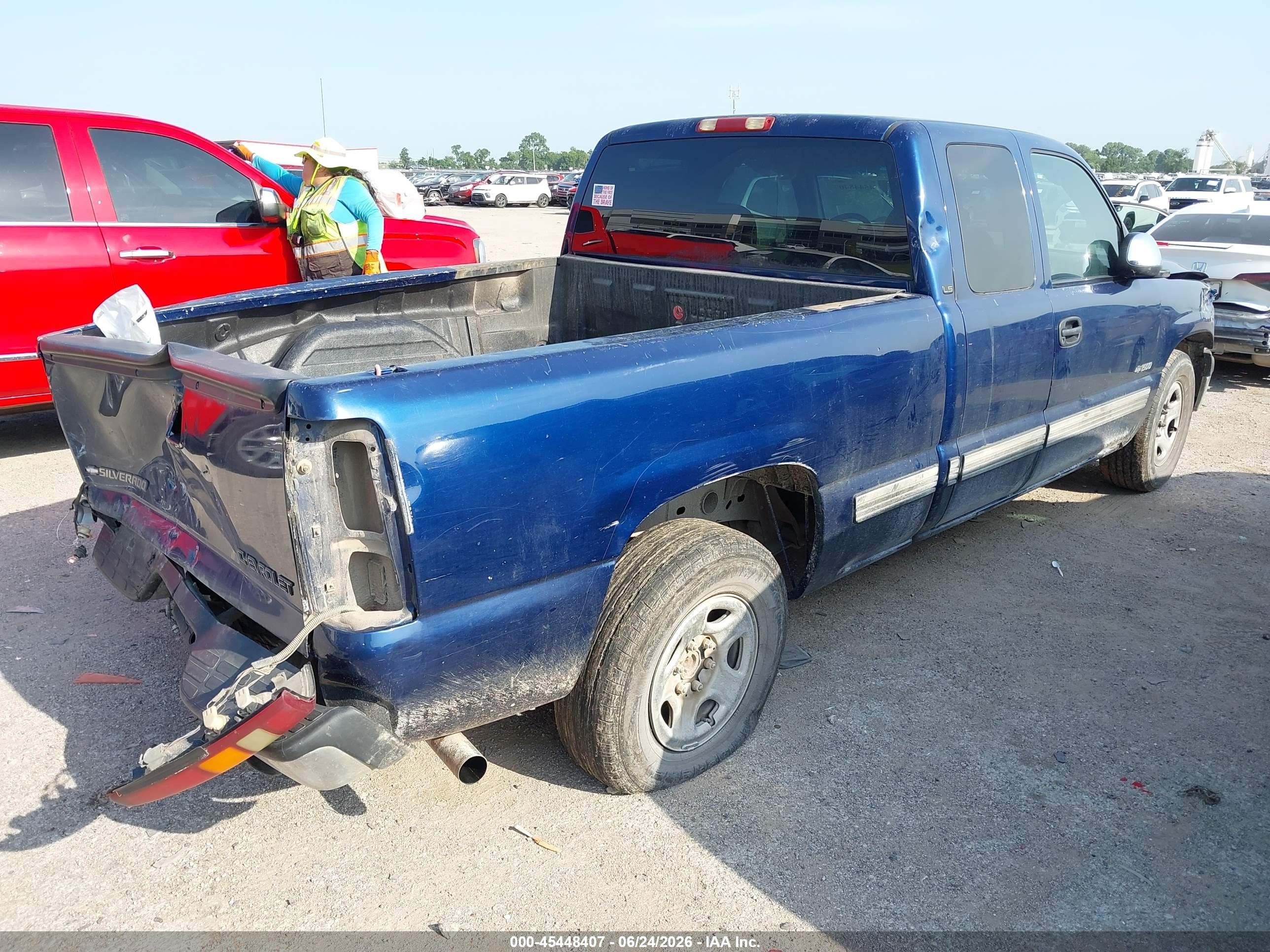 2001 Chevrolet Silverado 1500 Ls Blue vin: 2GCEC19V411400022