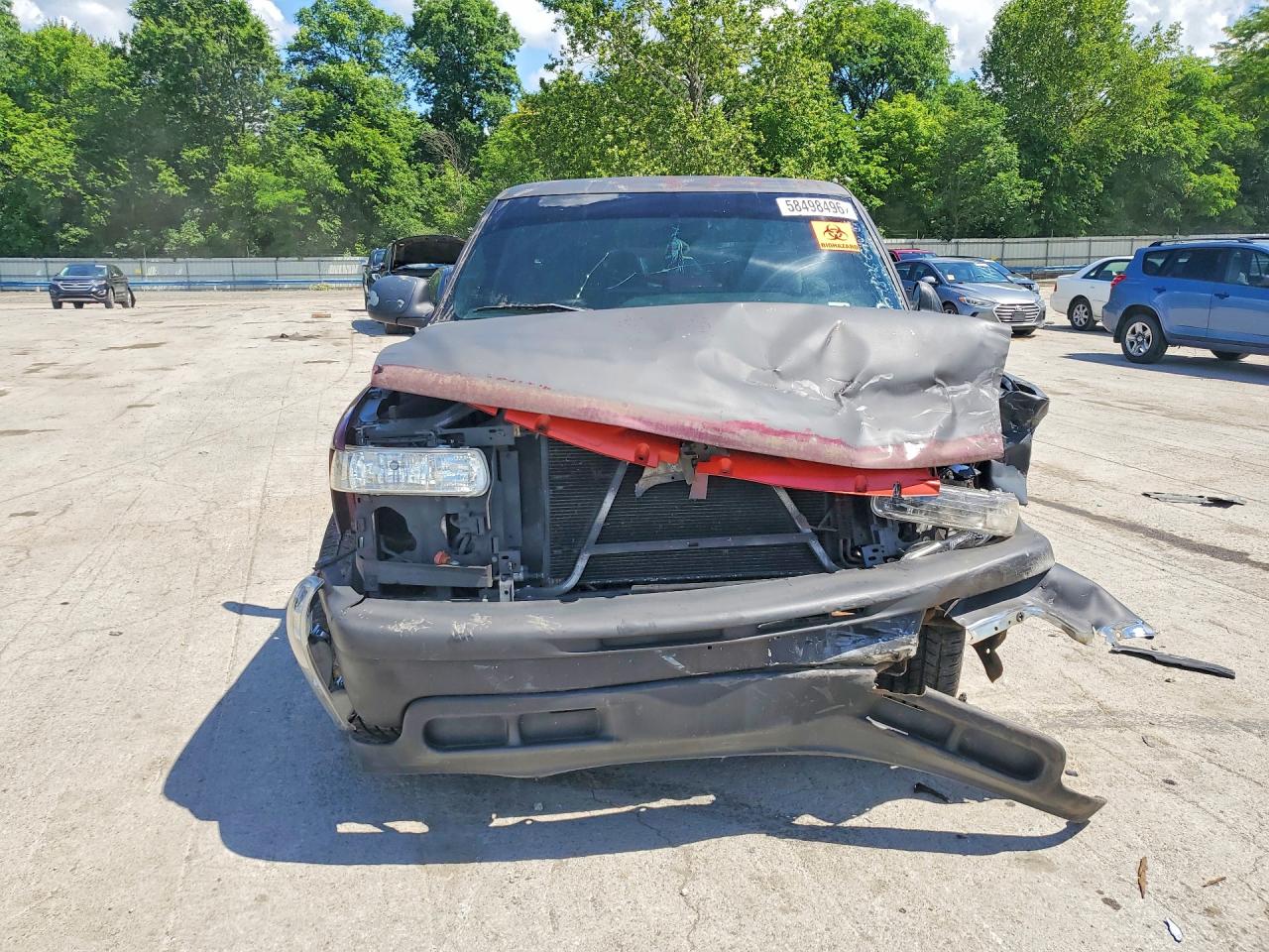 2002 Chevrolet Silverado C1500 Red vin: 2GCEC19V421157457