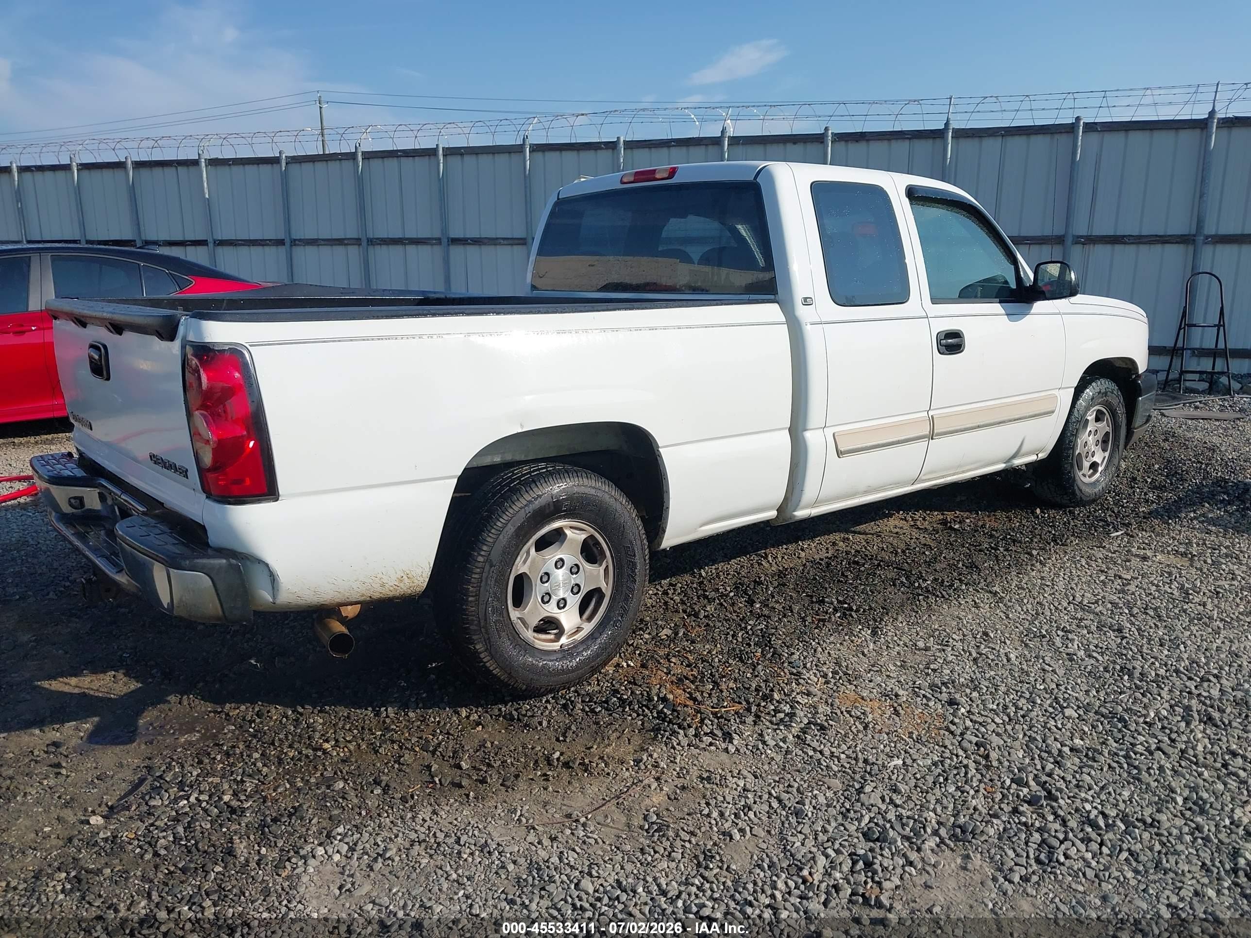 2004 Chevrolet Silverado 1500 Ls White vin: 2GCEC19V441100646