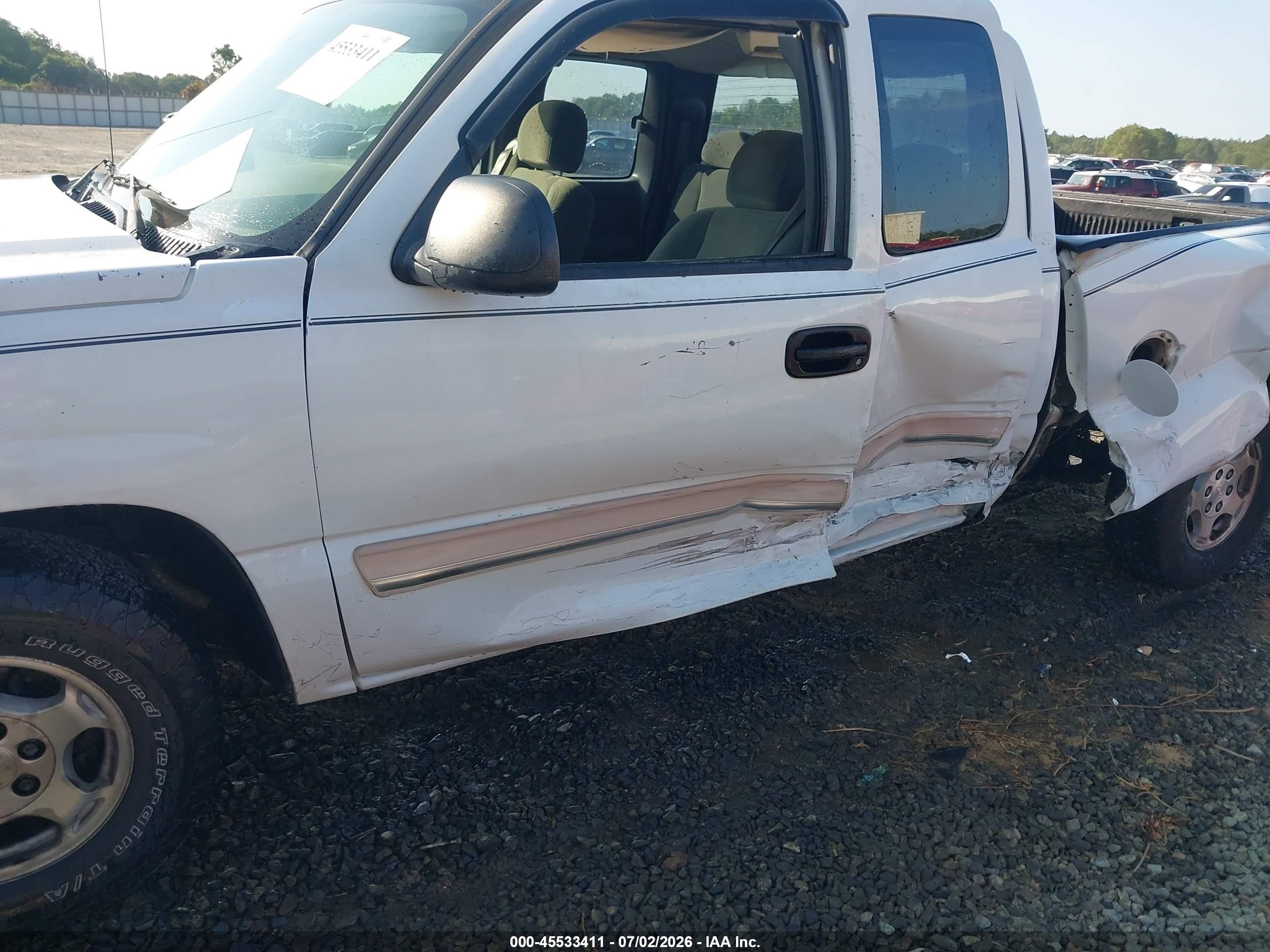 2004 Chevrolet Silverado 1500 Ls White vin: 2GCEC19V441100646