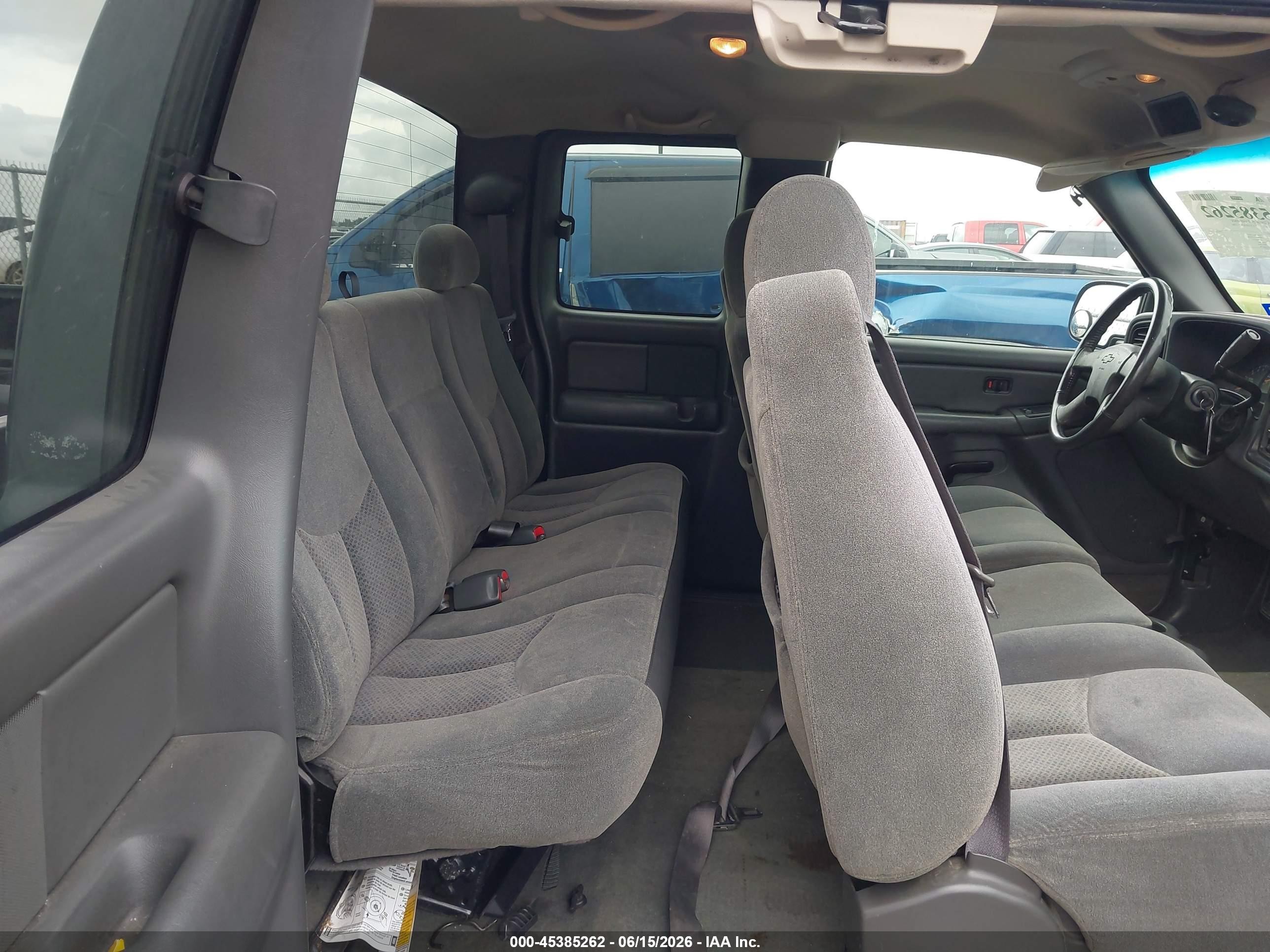 2004 Chevrolet Silverado 1500 Ls Black vin: 2GCEC19V441252104