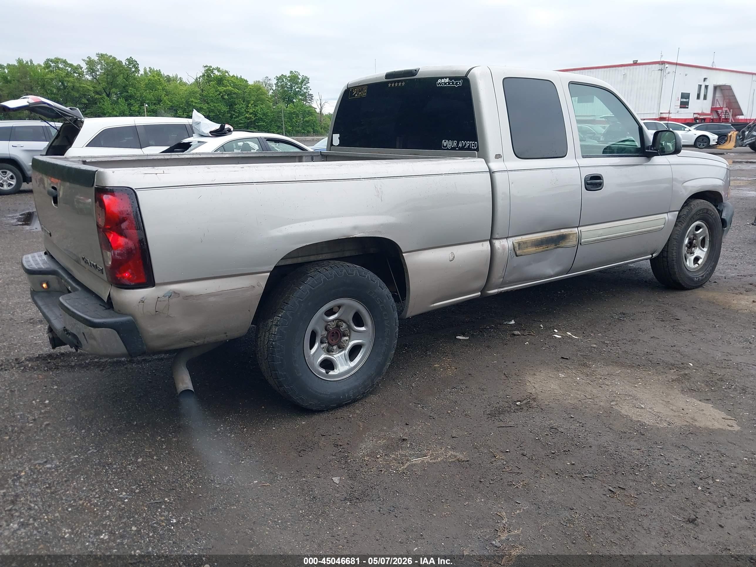 2004 Chevrolet Silverado 1500 Ls Желто-коричневый vin: 2GCEC19V441277813