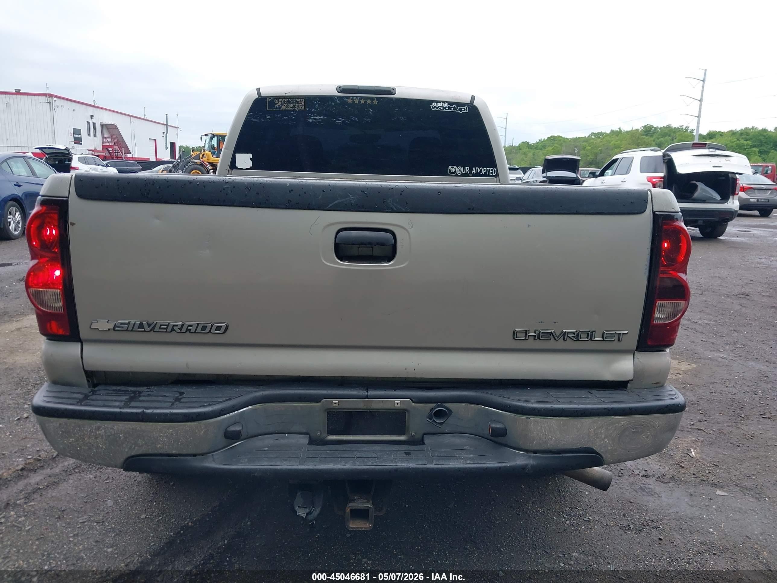 2004 Chevrolet Silverado 1500 Ls Желто-коричневый vin: 2GCEC19V441277813