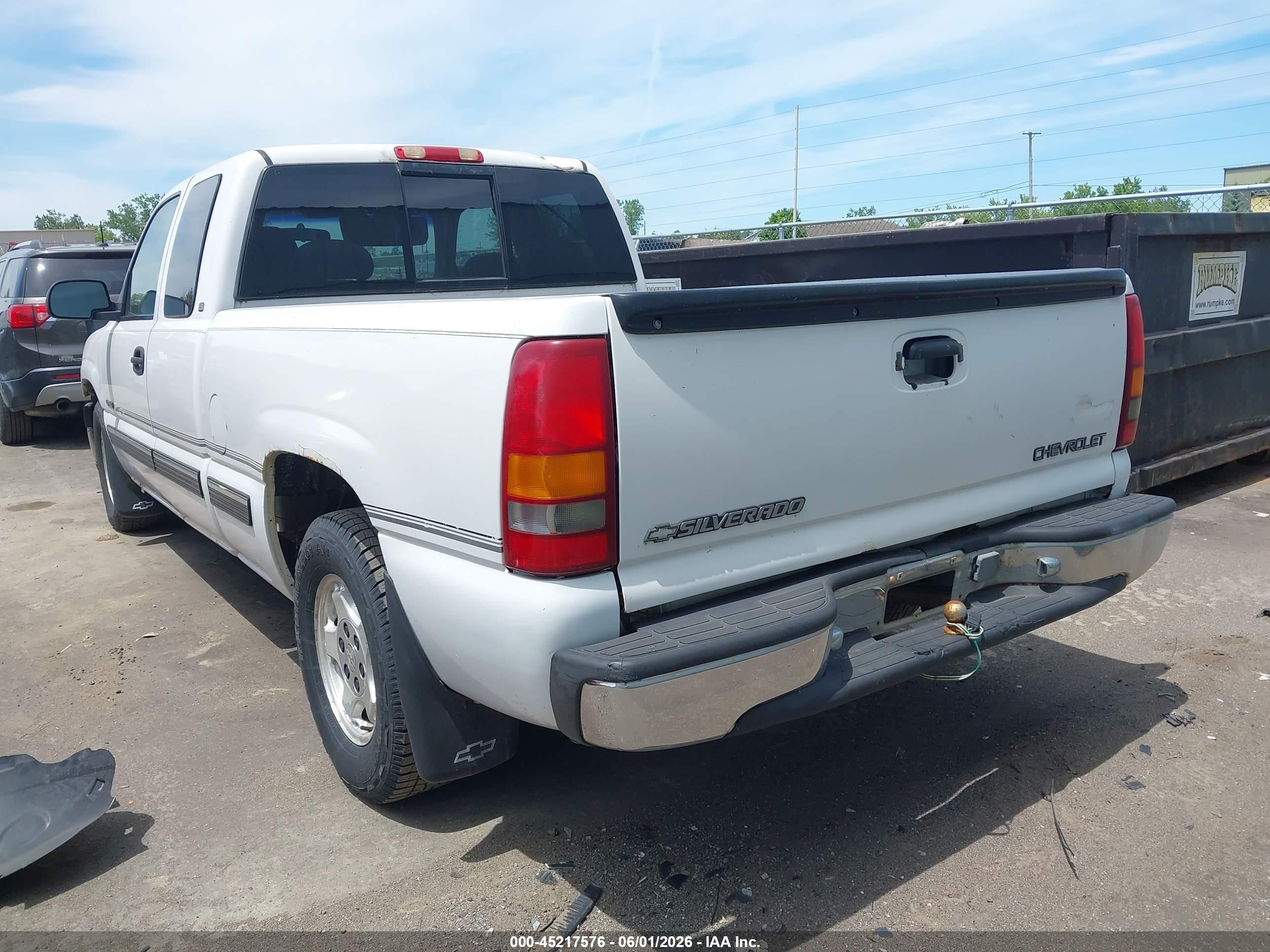 1999 Chevrolet Silverado 1500 Ls Белый vin: 2GCEC19V4X1188361